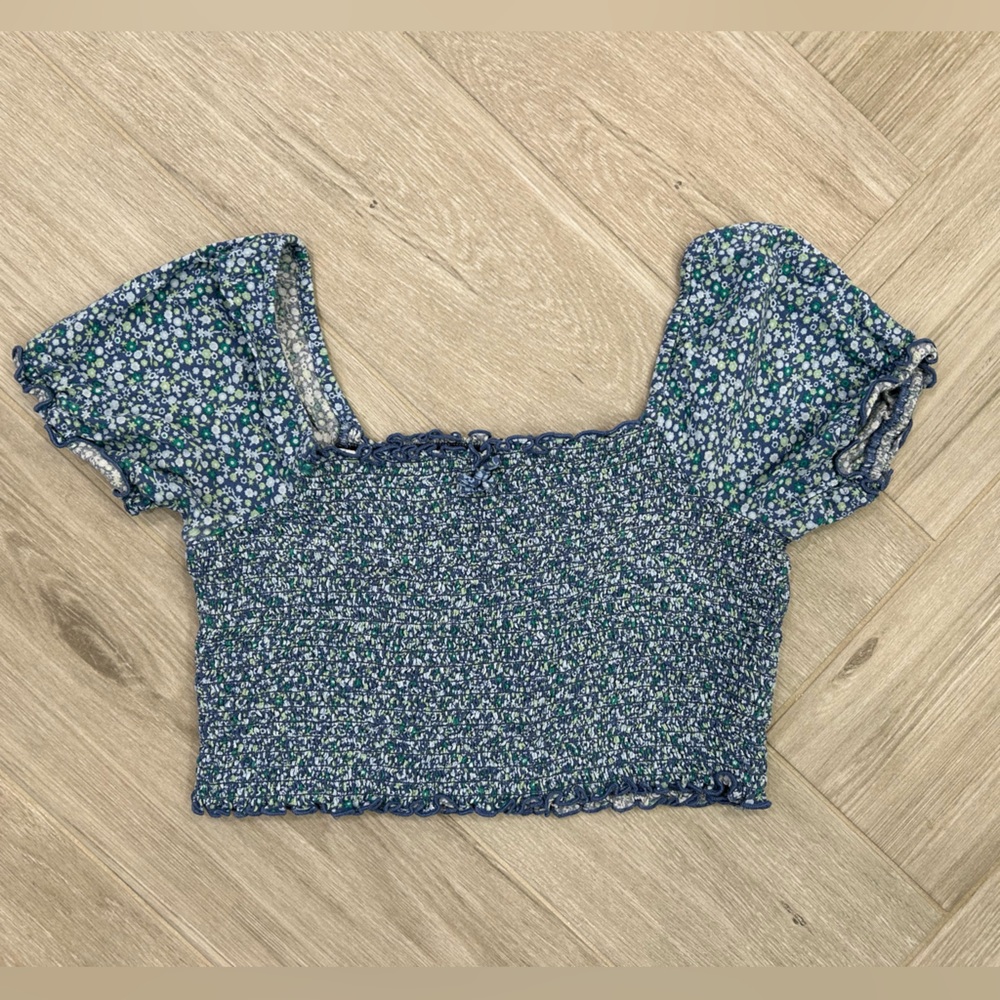 Aerie Floral Blue Smocked Crop Top XS